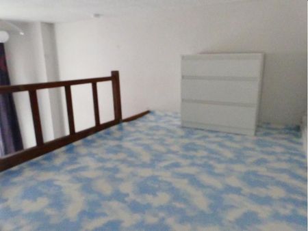 Appartement à Louer à LILLE 495 € - Photo 2