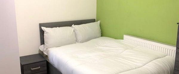 1 bedroom in a house share to rent - Photo 1