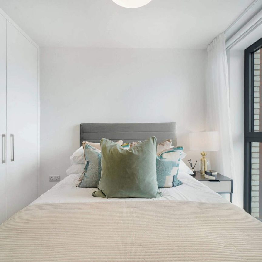 Francis House, SL6 1TY, Maidenhead - Photo 1