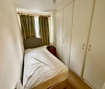 2 bedroom property to rent - Photo 2