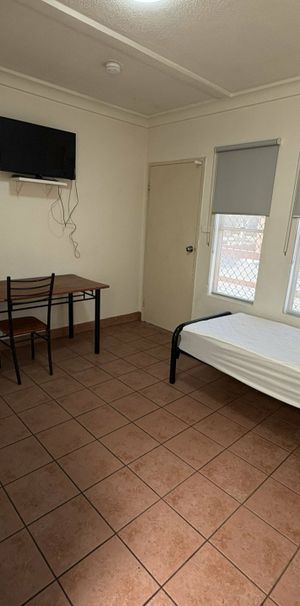 NO VACANCIES One Bedroom Studio Apartments - Photo 1