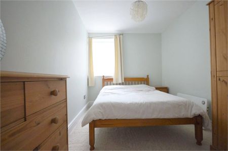 1 Bedroom Flat / Apartment - Christchurch Road, Winchester - Photo 2