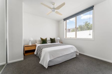 Spacious, Secure & Stylish First-Floor Apartment - Photo 3