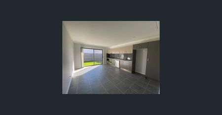 Modern 2 bedroom Duplex - Photo 4