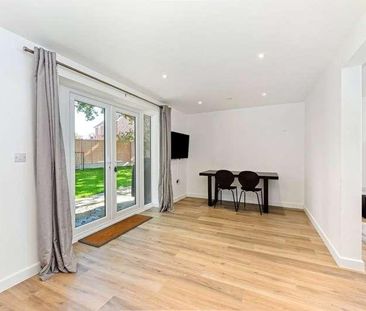 Primula Road, Bordon, Hampshire, GU35 - Photo 2