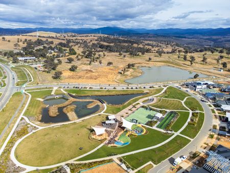 38/14 Grace Munro Crescent, Strathnairn ACT 2615 - Townhouse For Rent | Domain - Photo 3