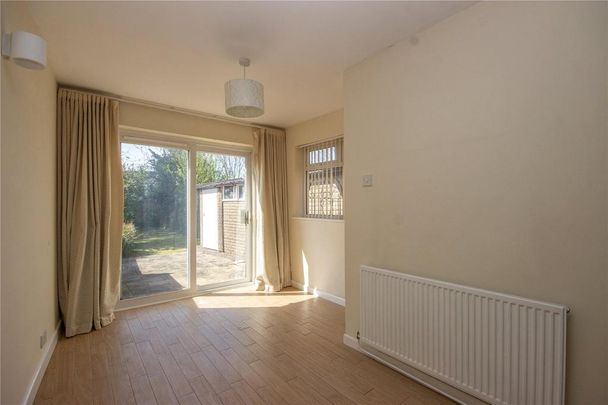3 bedroom semi-detached house to rent - Photo 1