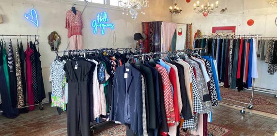 Is This Your New Shop - Photo 2