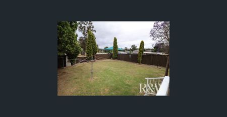14 Mulgoa Road, Regentville, NSW 2745 - Photo 2