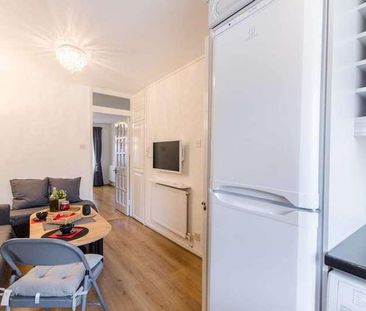 Churchill Walk, Homerton, E9 - Photo 2