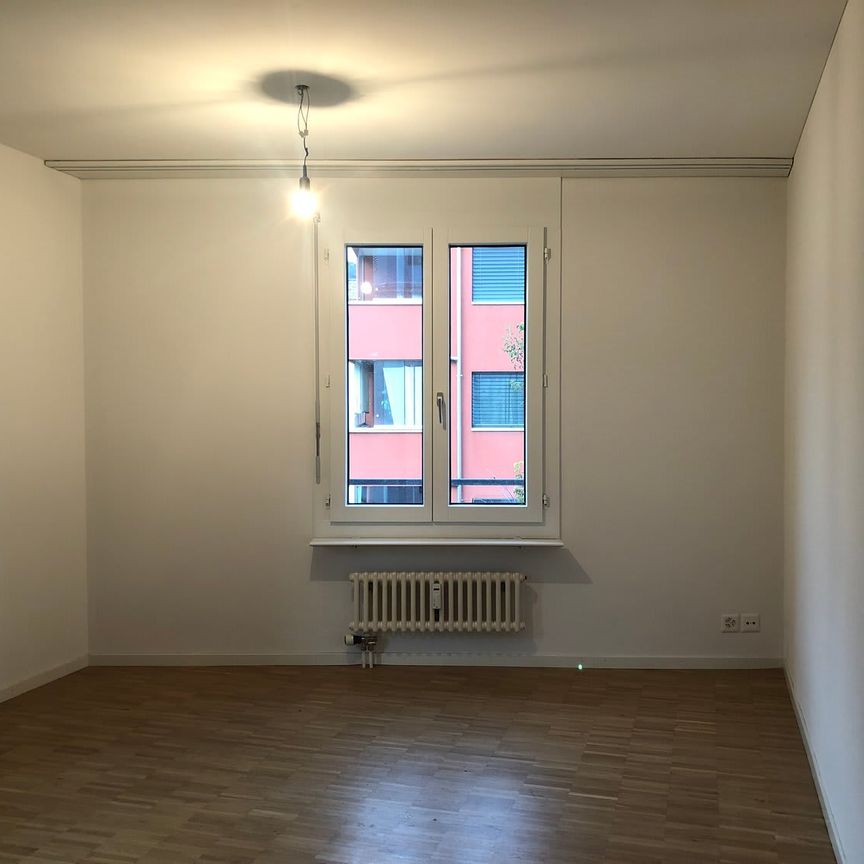 2.5 Zimmer, 42 m², 2. Stock - Photo 1