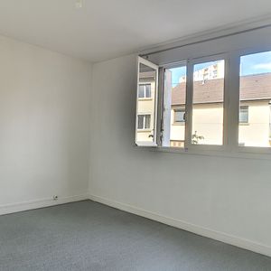 A LOUER Appartement 50000 Saint-Lô 1 chambre 47.82 m2 - Photo 2