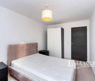 Orion, The Boardwalk, Brighton, BN2 - Photo 3