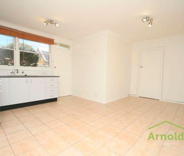 PERFECT LOCATION FOR SUMMER - 1 BED MEREWETHER - Photo 6