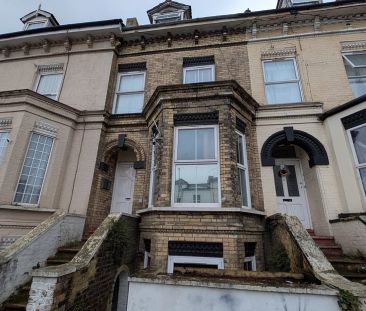Folkestone Road, CT17 9SJ, Dover - Photo 2