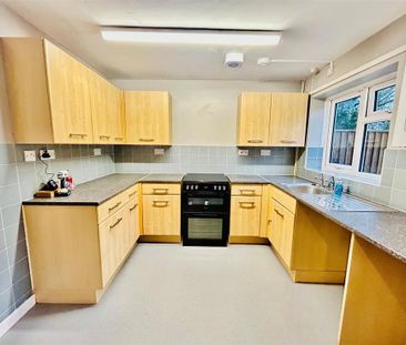 2 bedroom terraced house to rent - Photo 6