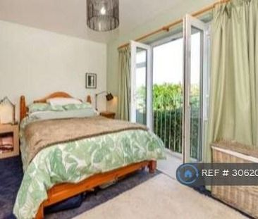 2 bedroom semi-detached house to rent - Photo 3