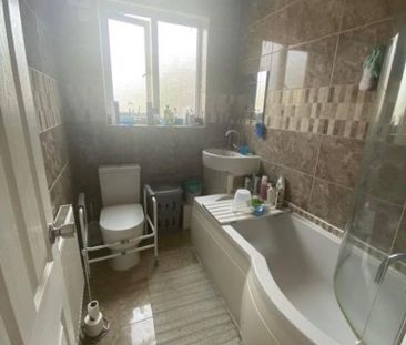 House share to rent - Photo 3