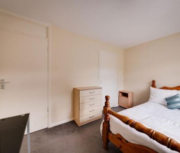 4 bedroom house to rent - Photo 4