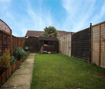 2 bedroom terraced house to rent - Photo 2