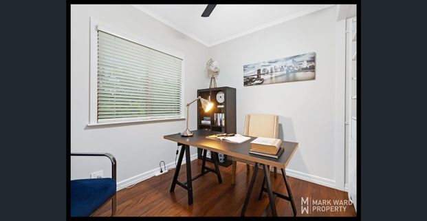 MODERN 4-BED RESIDENCE IN SALISBURY: A PERFECT BLEAND OF STYLE AND COMFORT - Photo 1