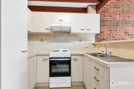 “REFURBISHED 1 BEDROOM LOFT STYLE UNIT - GREAT LOCATION” - Photo 5