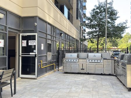 For Lease - 151 Beecroft Road Unit# 2006, Toronto, Ontario - Photo 3