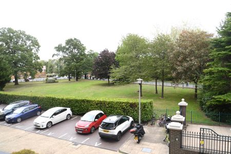 Price £1,650 pcm - Available Now - Unfurnished - Photo 4