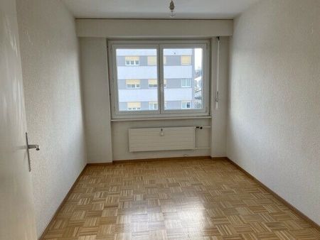 In quiet neighborhood, 3.5 rooms, Vieux-Patriotes 48, La Chaux-de-Fonds - Photo 4