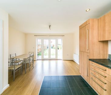 3 bedroom townhouse to rent - Photo 6