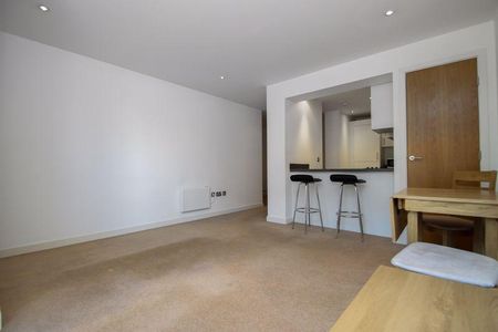 2 bedroom apartment to rent - Photo 3