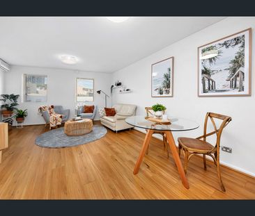 Oversized One Bedroom Apartment in central location. - Photo 3