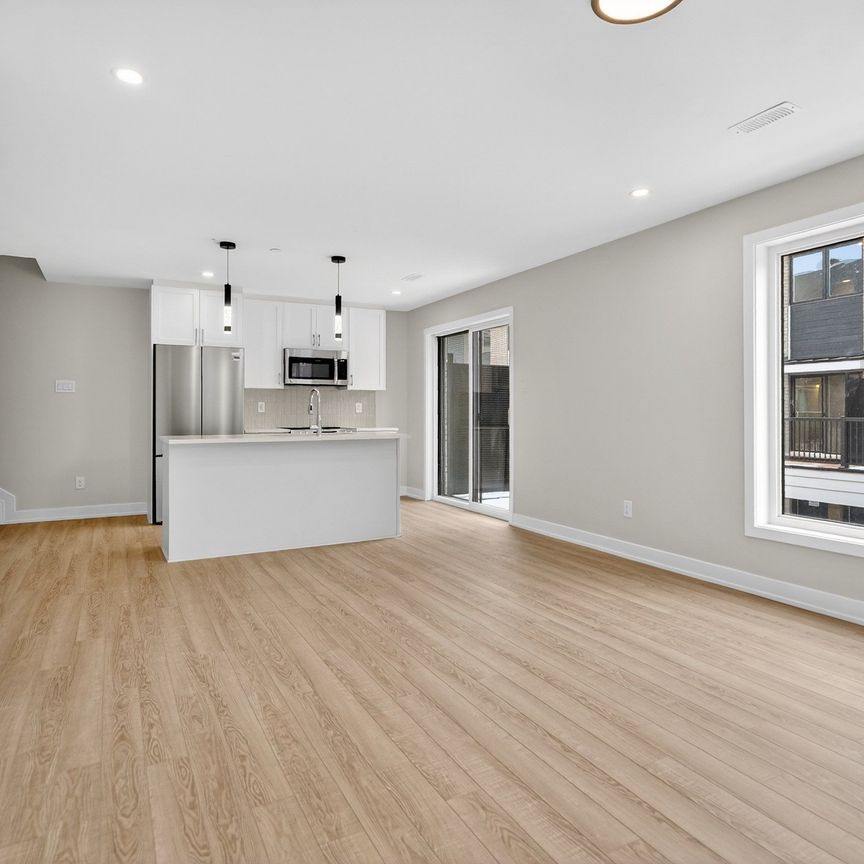 For Lease - 301 Glenroy Gilbert Drive Unit# 18, Barrhaven, Ontario - Photo 1