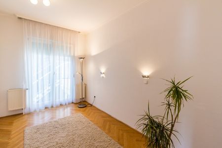 János Zsigmond utca - Fotó 5