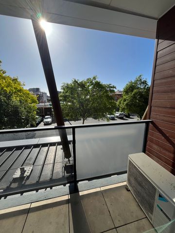 One Bedroom in South Yarra - Photo 2