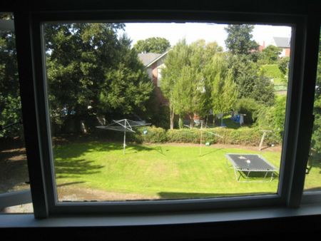 Affordable 2 Bedroom unit - Photo 2