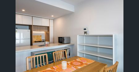 Premium Living - Photo 3