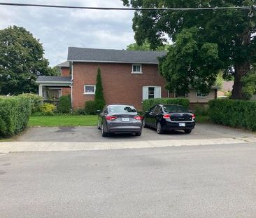 For Lease - 27 Grove Street Unit# Upper Flr, Belleville, Ontario - Photo 2