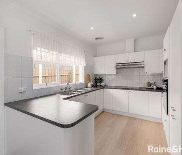 Immaculately Presented Home with Convenient Amenities - Photo 2