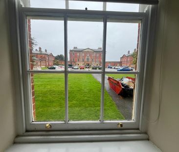 3 bedroom mews to rent - Photo 3