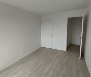 location Appartement T4 DE 78.41m² À LE BLANC MESNIL - Photo 4