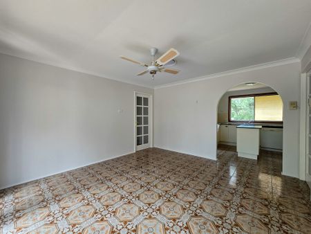 Space, Privacy & Fresh Updates- Rural Living in sort after Catherine Fields - Photo 5