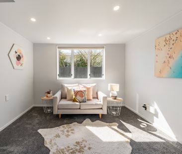 4-Bedroom Home in Waterloo - Photo 2