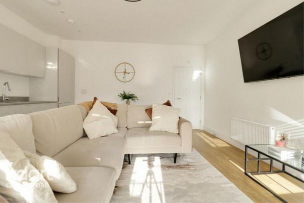 2 bedroom flat to rent - Photo 1