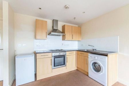 1 bedroom flat to rent - Photo 2