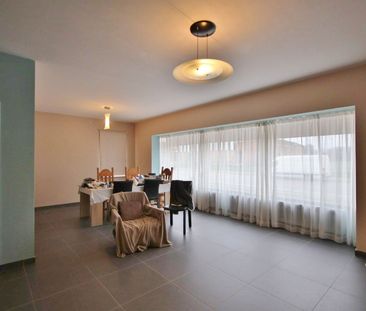 Ruime instapklare woning met 3 slaapkamers - Photo 6