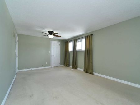 For Lease - 630 Wychwood Street Unit# 2, Oshawa, Ontario - Photo 5