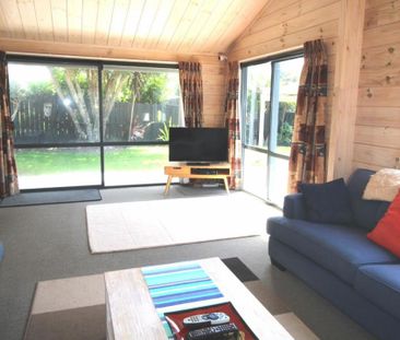 Kenwood Beach House - Photo 6