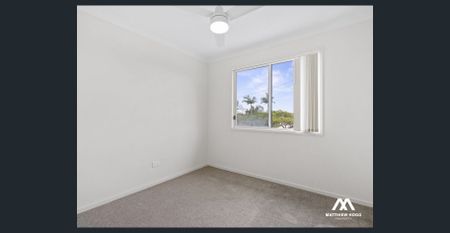 Modern Duplex on the Beautiful Bayside - Photo 5