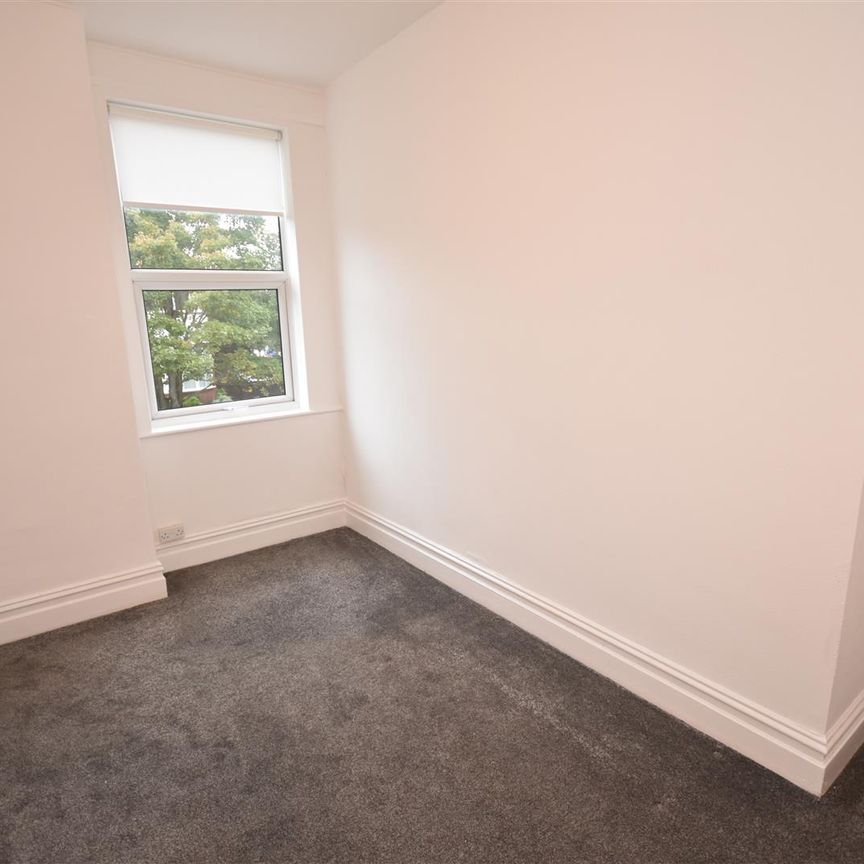 Banks Road, West Kirby - Photo 1